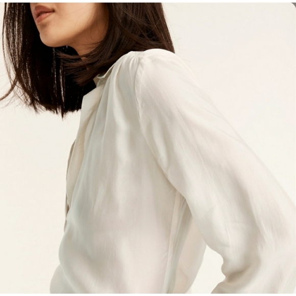 19. J.Crew Eco cupro-blend collared V-neck popover top - Picture 2 of 6